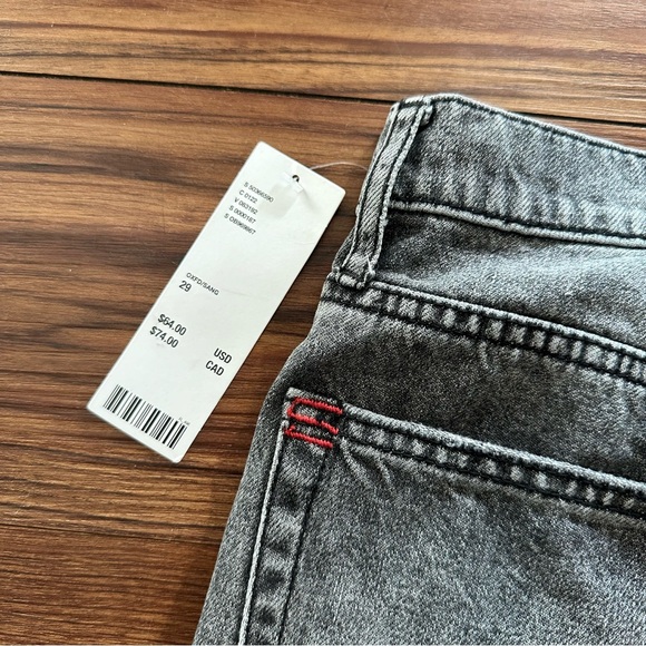 NWT BDG Slim Straight Jeans Size 29 Grey Distressed - Picture 6 of 15